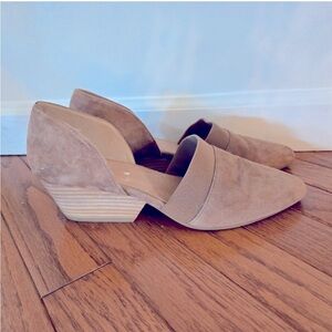 Eileen fisher tan slip on leather shoes heels 9.5